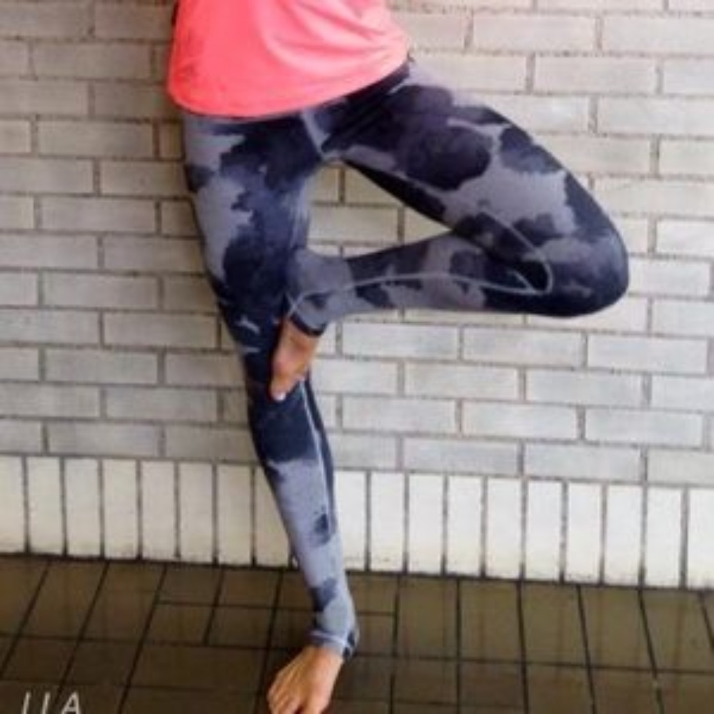 Lululemon Wunder Under Floral Platoon - Picture 3 of 8